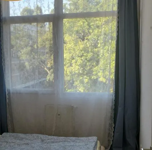 2 Apartment, 413